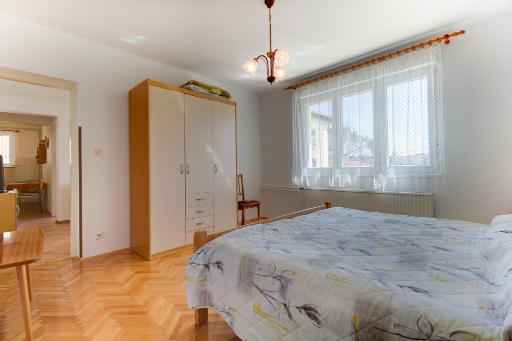 Apartmani Dorita Mali Lošinj Zewnętrze zdjęcie