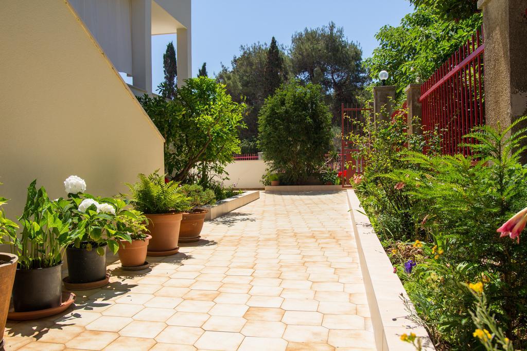 Apartmani Dorita Mali Lošinj Zewnętrze zdjęcie