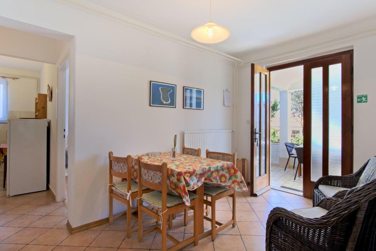 Apartmani Dorita Mali Lošinj Zewnętrze zdjęcie