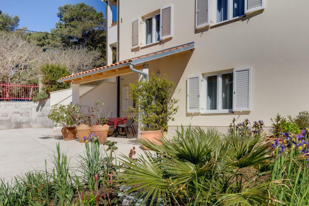 Apartmani Dorita Mali Lošinj Zewnętrze zdjęcie